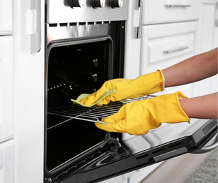 Hoe maak je je oven schoon?