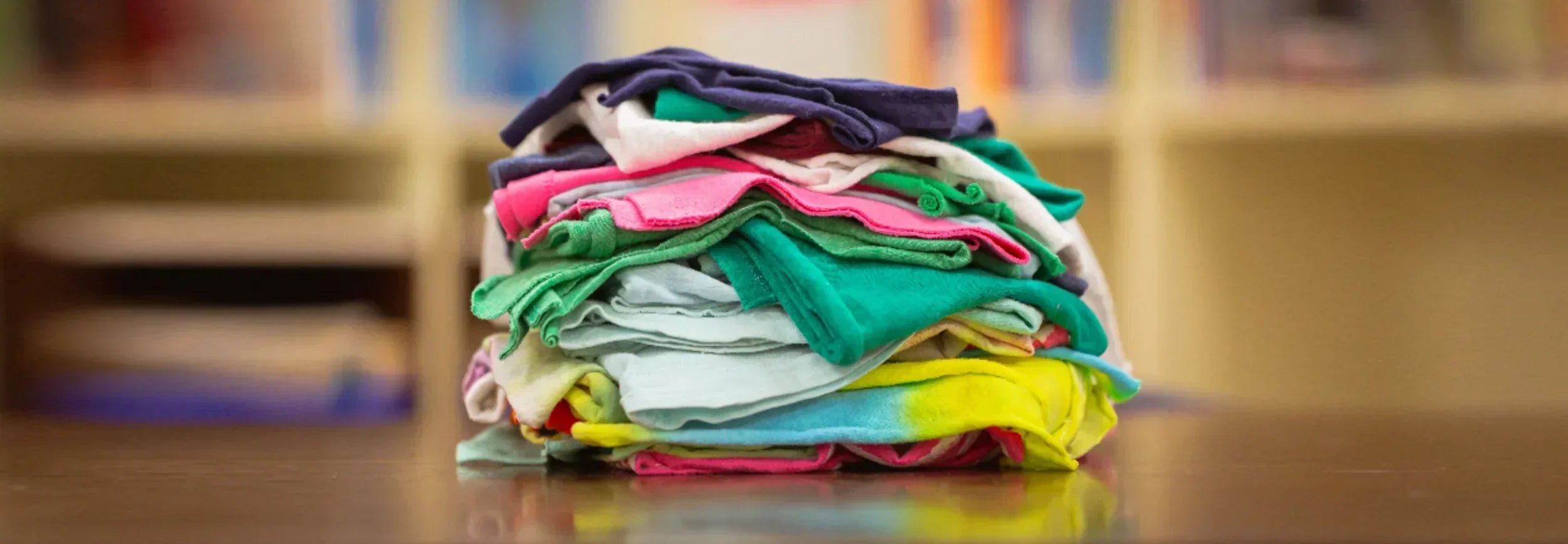 T shirt opvouwen – Hoe doe je dat makkelijk?